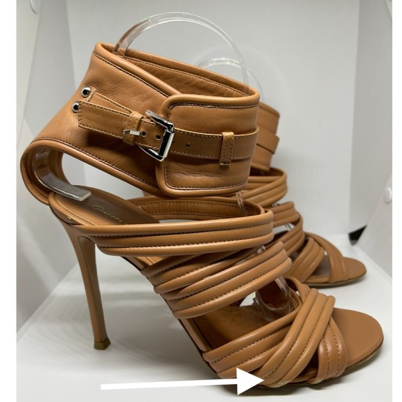 GIANVITO ROSSI Kim Kardashian Strappy Ankle Cuff Camel Heel Sandals - Picture 9 of 16